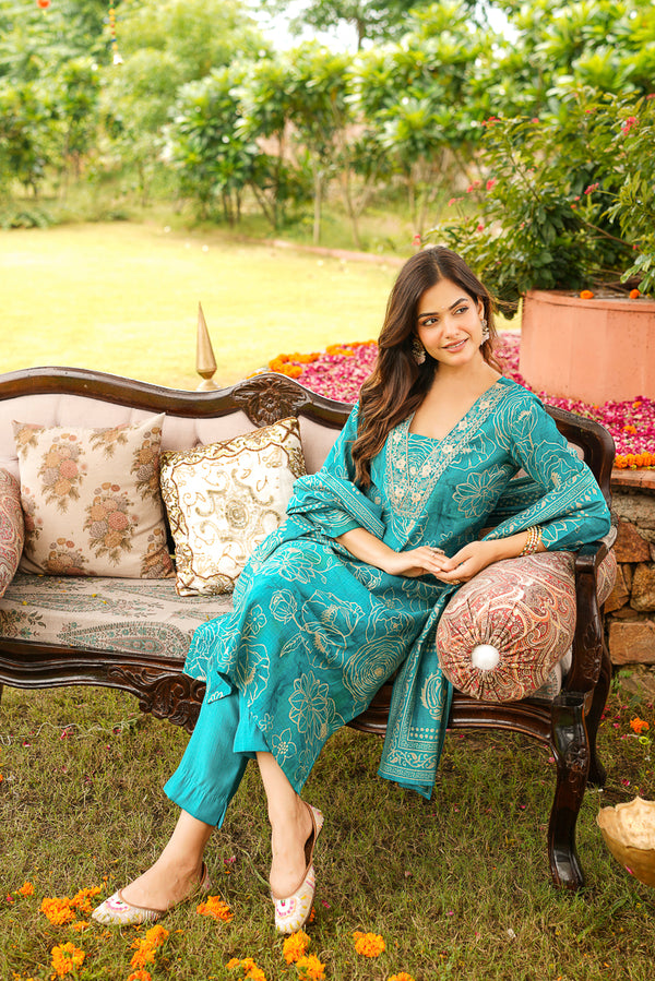 Turquoise Viscose Rayon Floral Embroidered Straight Kurta Trousers With Dupatta PKSKD3077