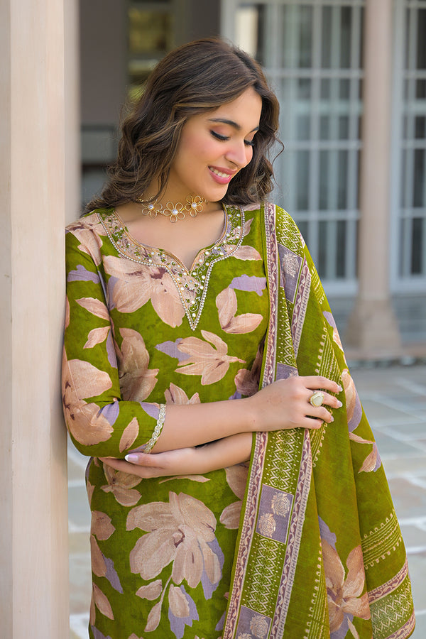 Green Viscose Floral Printed Straight Kurta Trousers With Dupatta PKSKD3140