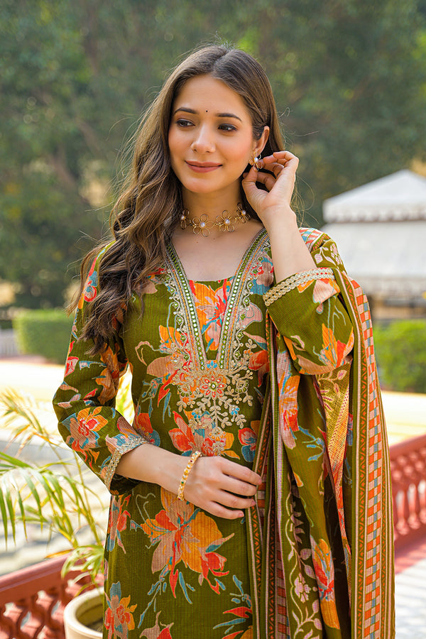 Green Viscose Floral Printed Straight Kurta Trousers With Dupatta PKSKD3154