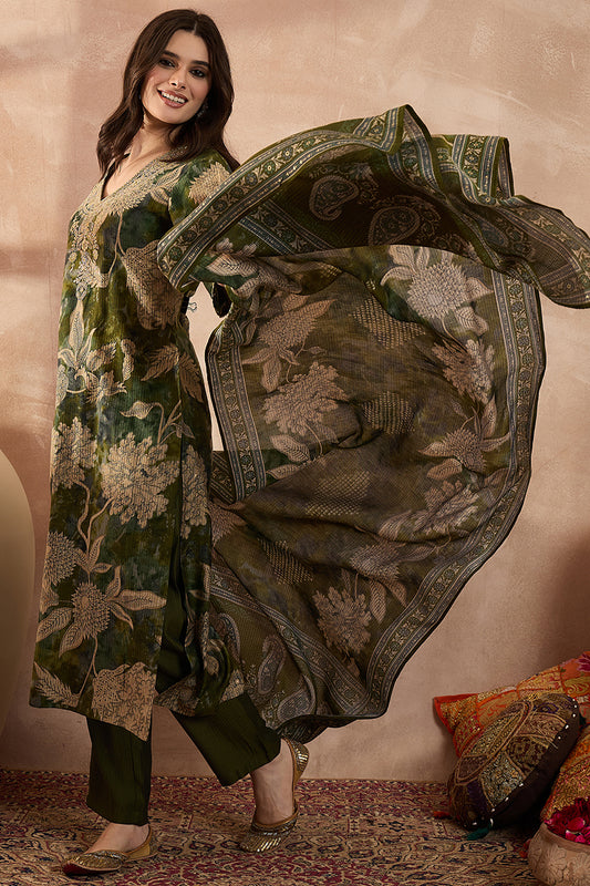 Green Polyester Floral Printed Straight Kurta Trousers With Dupatta PKSKD3206