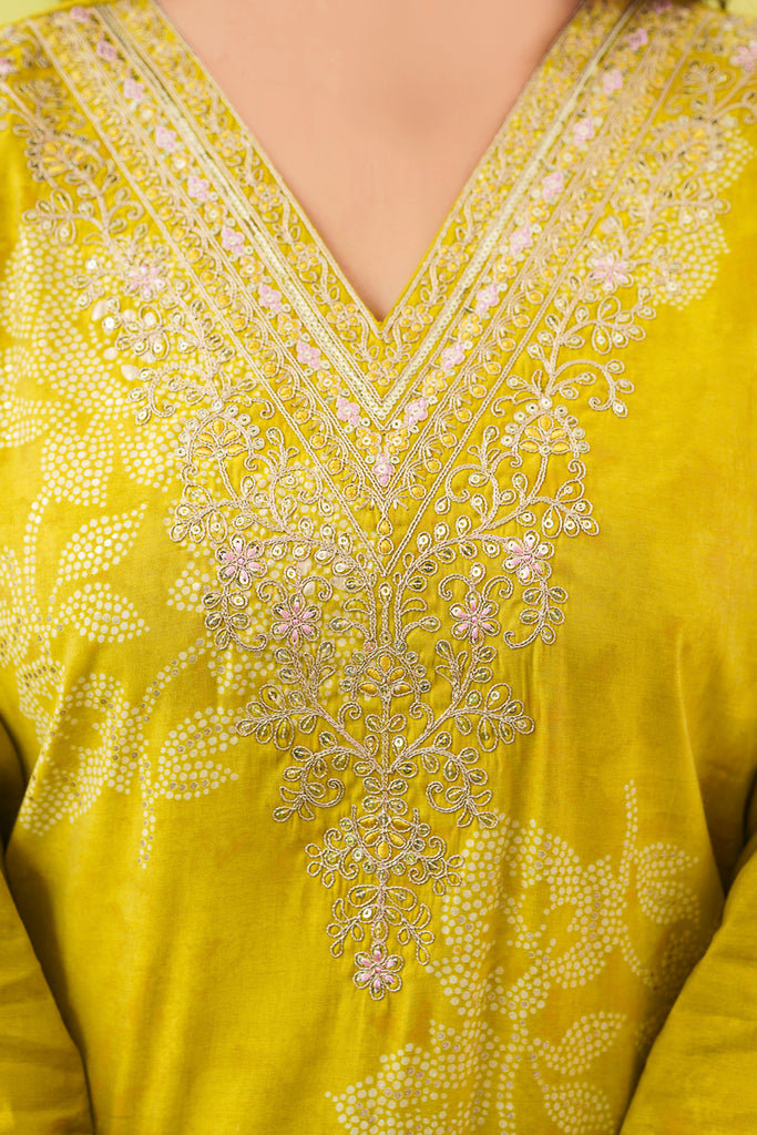 Yellow Poly Chanderi Floral Embroidered Straight Kurta Trousers With Dupatta SKSKD3131