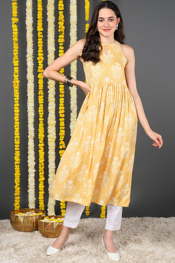 Women Yellow White Floral Printed Keyhole Neck Cotton Kurta VCK8515