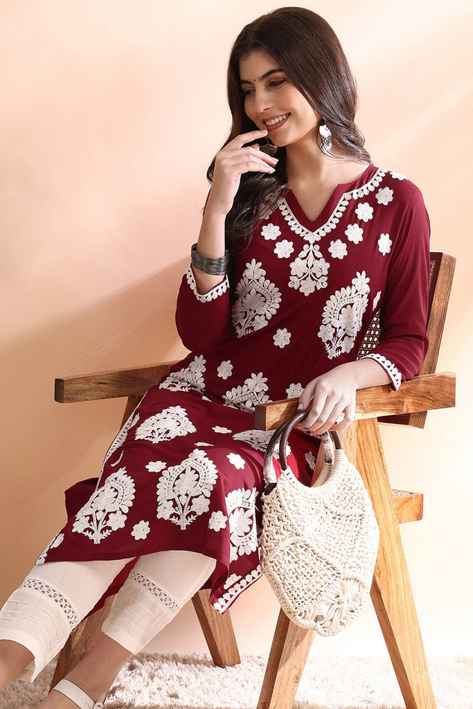 Maroon Viscose Rayon Solid Embroidered Straight Kurta VCK9765