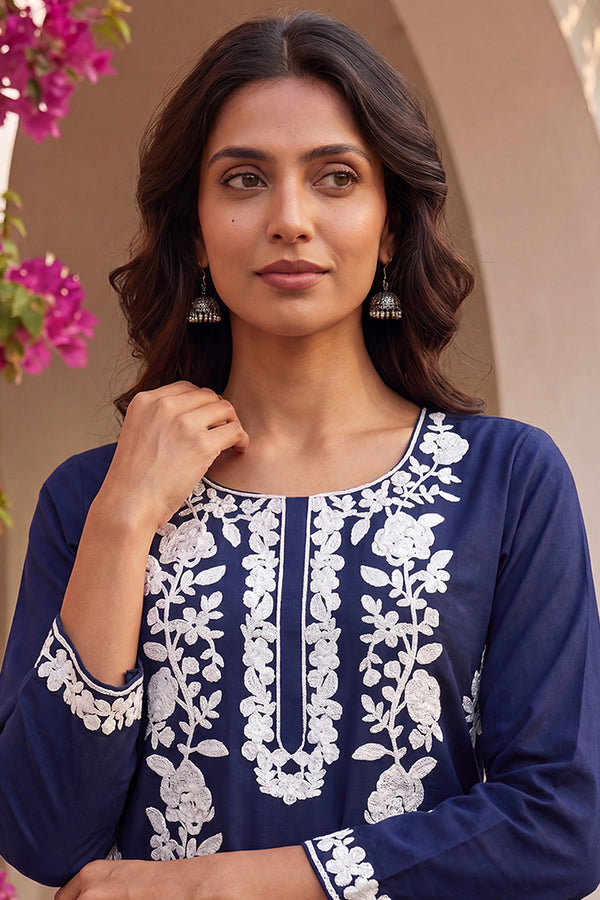 Turquoise Blue Viscose Rayon Solid Embroidered Regular Kurta VCK9799