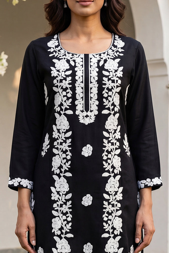 Black Viscose Rayon Solid Embroidered Regular Kurta VCK9802