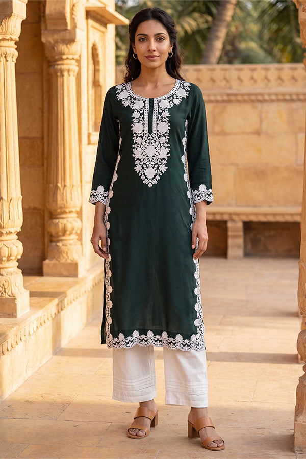 Green Viscose Rayon Solid Embroidered Regular Kurta VCK9818