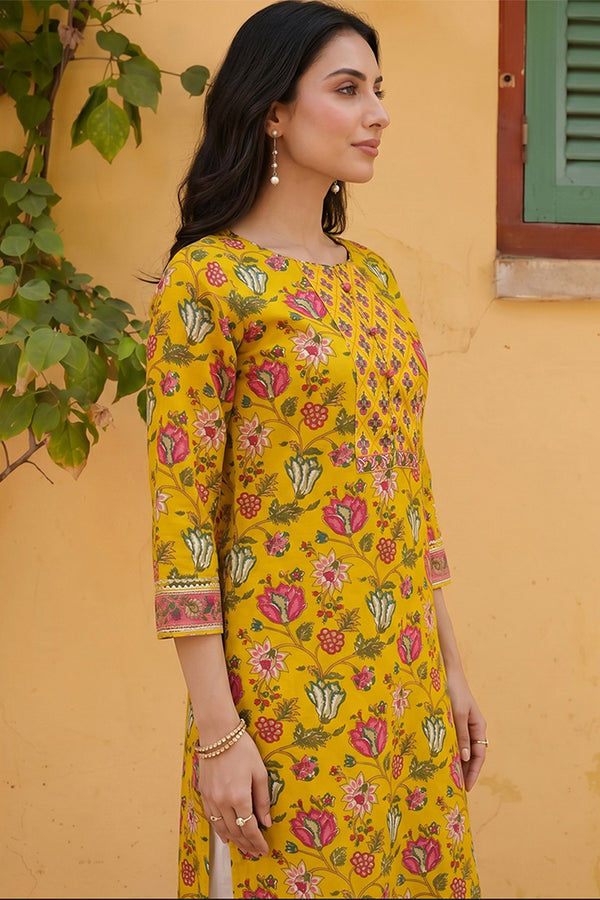 Rayon Yellow Floral Digital Printed Regular Kurta VCK9820
