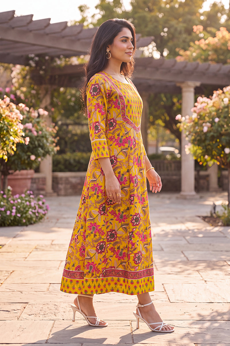 Yellow Floral Printed Cotton Blend Kurta VCK9835