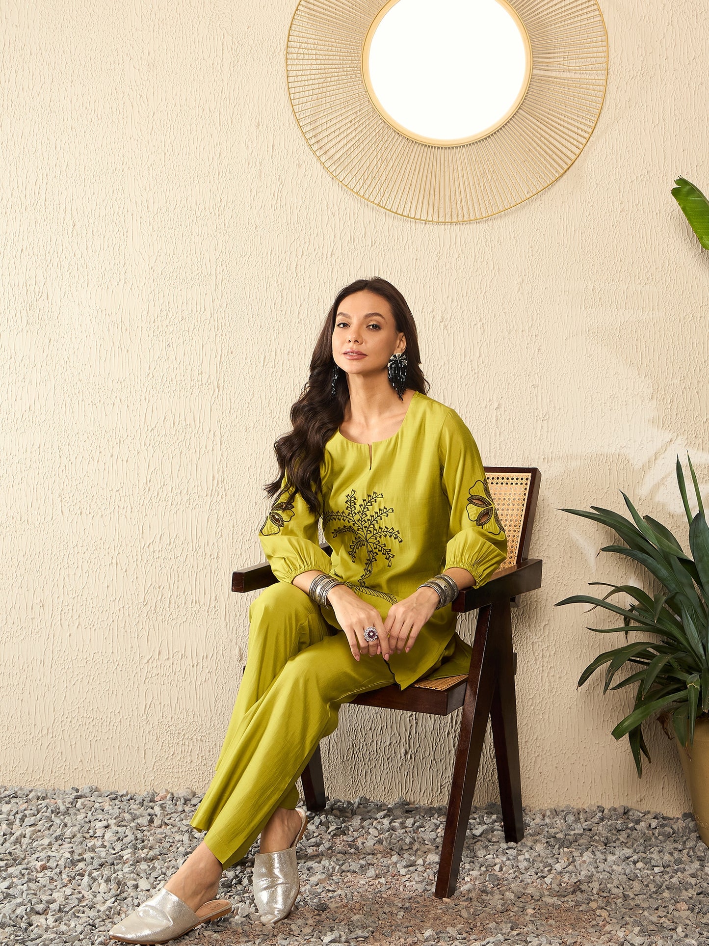 Green Silk Blend Embroidered Solid Co-ord Set VCORD1102