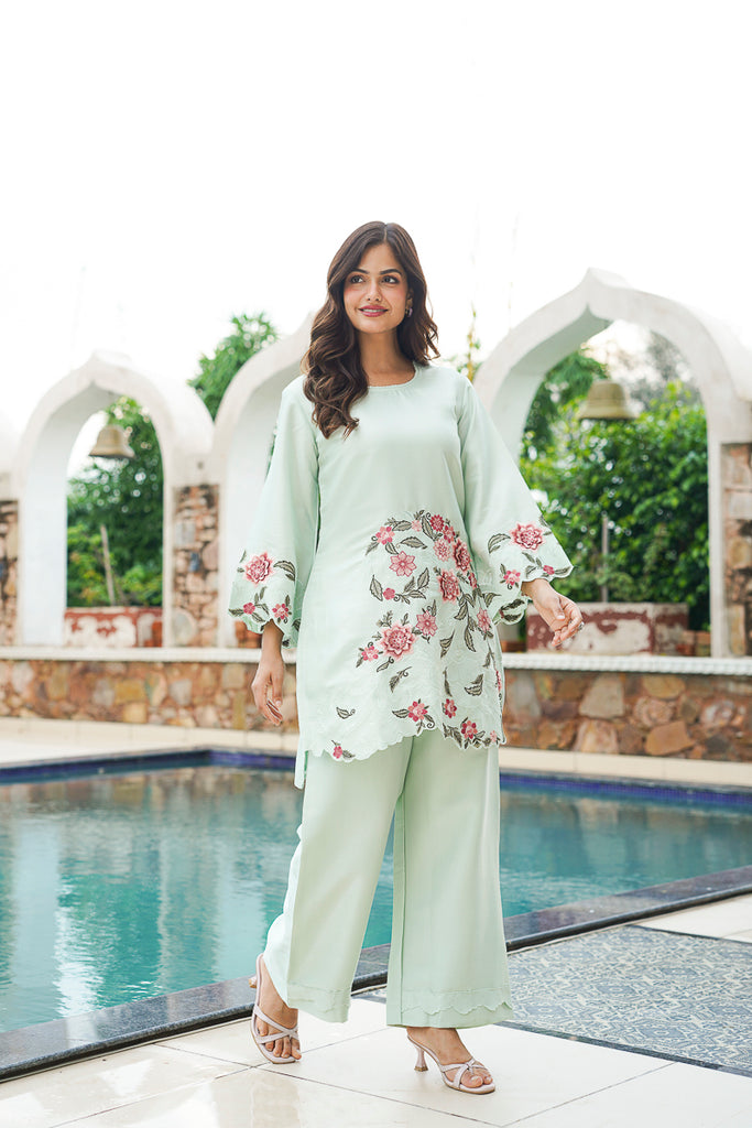 Green Silk Blend Solid Embroidered Coord Sets VCORD1171