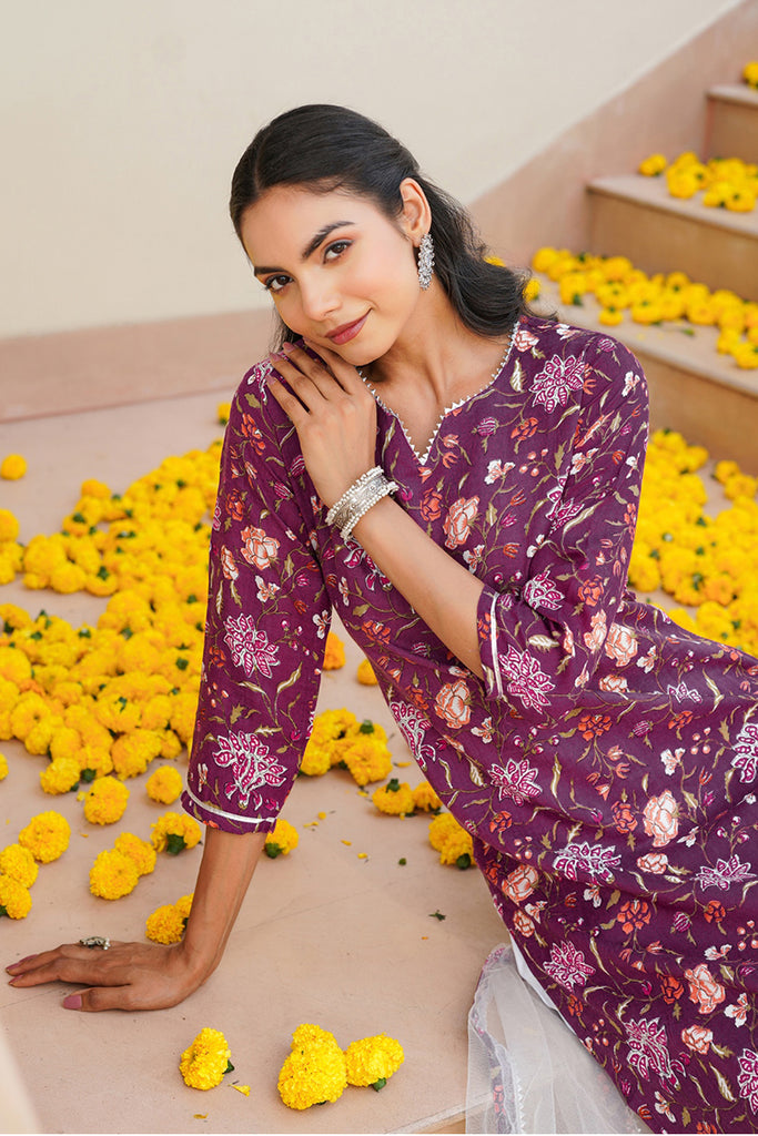 Purple Rayon Blend Floral Straight Kurta Pant With Dupatta VKSKD1712