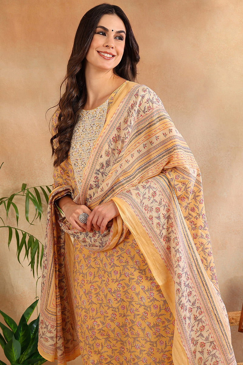 Cotton Blend Peach Printed Straight Kurta Pant With Dupatta VKSKD1901