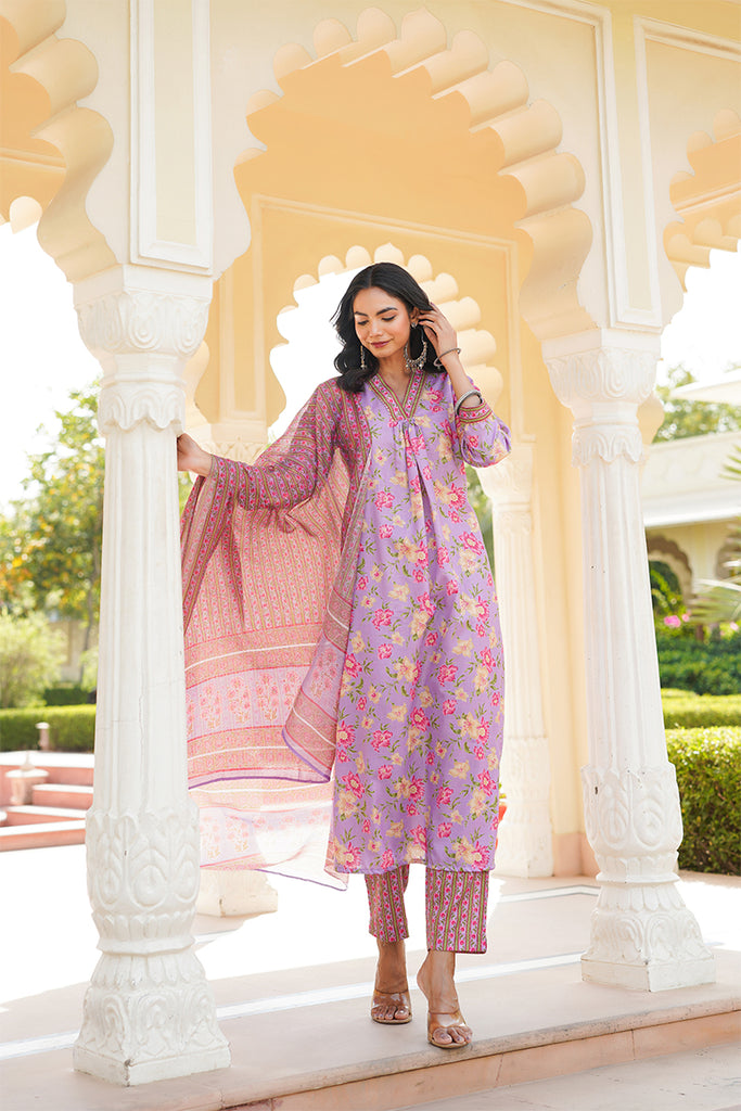 Purple Rayon Blend Floral Printed Straight Kurta Trousers With Dupatta VKSKD2337