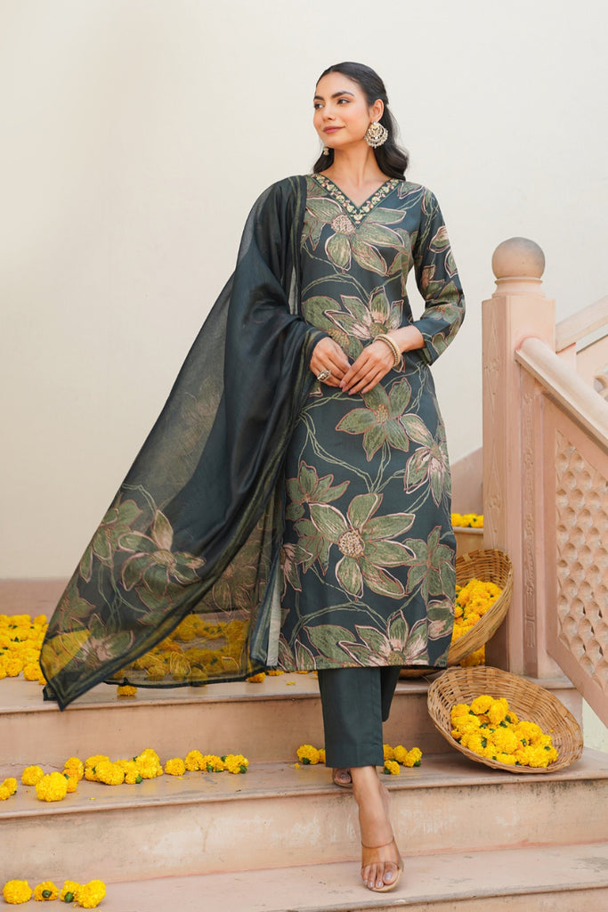 Green Rayon Blend Floral Printed Straight Kurta Trouser With Dupatta VKSKD2348