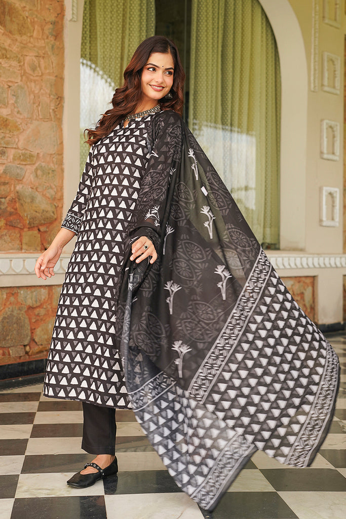 Black Cotton Blend Geometric Printed Straight Kurta Trousers With Dupatta VKSKD2393