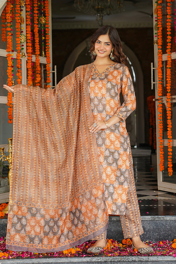 Multicolor Cotton Blend Ethnic Motifs Printed Straight Kurta Trousers With Dupatta VKSKD2398