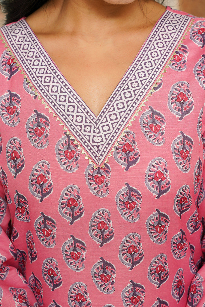 Pink Cotton Blend Ethnic Motifs Printed Straight Kurta Trousers With Dupatta VKSKD2406
