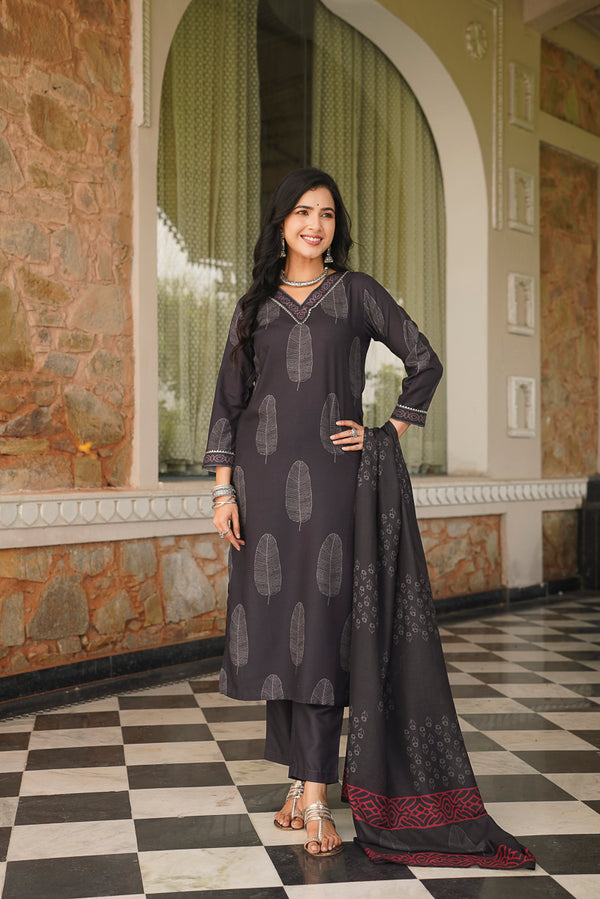 Black Cotton Blend Printed Straight Kurta Trousers With Dupatta VKSKD2411