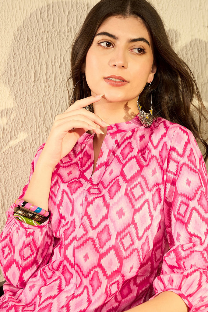 Pink Cotton Blend Ikat Printed Regular Tunic VT1298