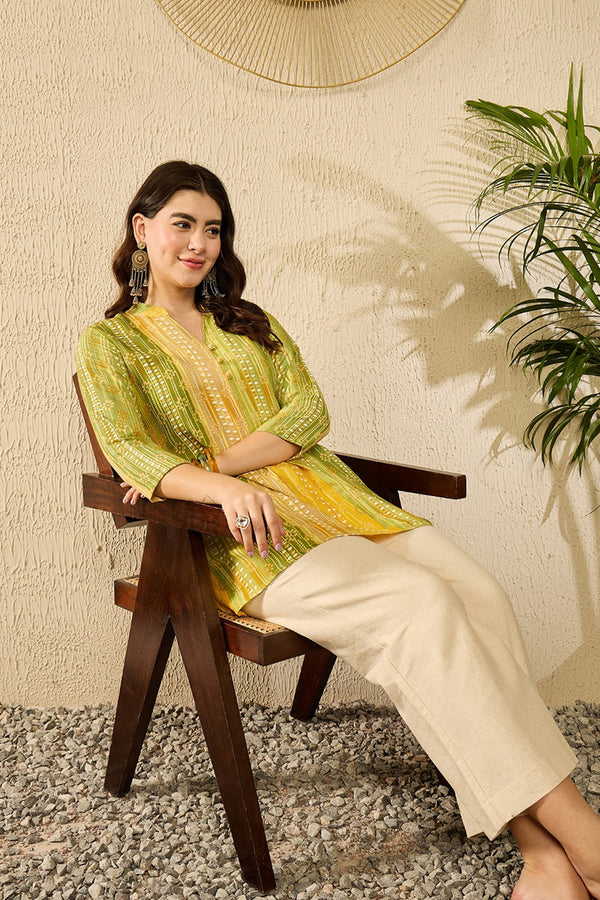 Green Rayon Blend Floral Printed Regular Top VT1348