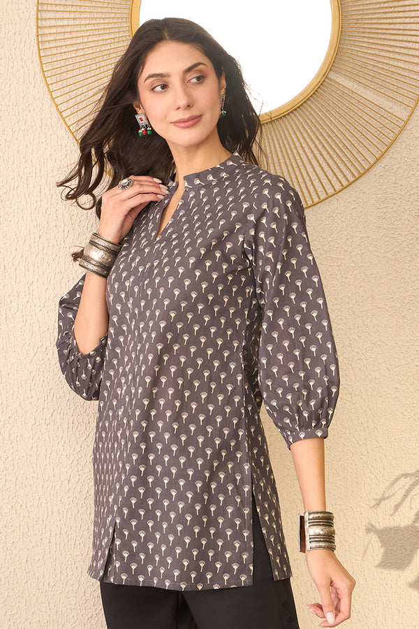 Grey Cotton Blend Floral Printed Regular Top VT1390
