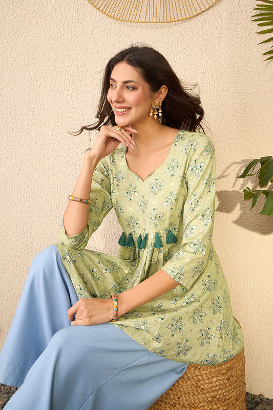 Green Rayon Blend Floral Printed Regular Peplum Top VT1393