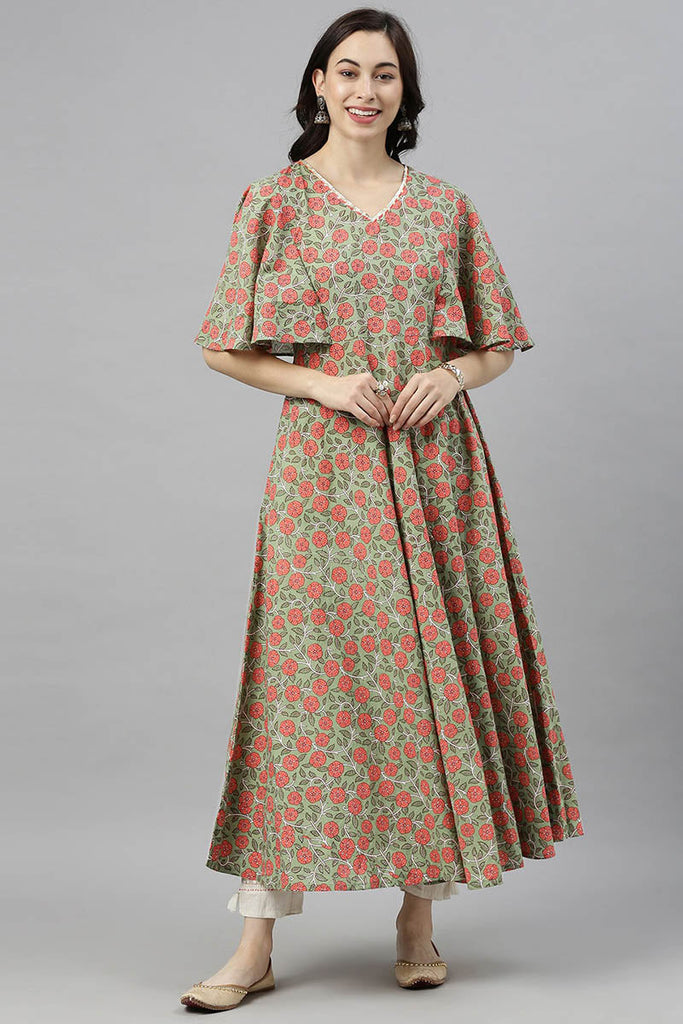  Women Green Pink Floral Printed Flared Sleeves Kurta