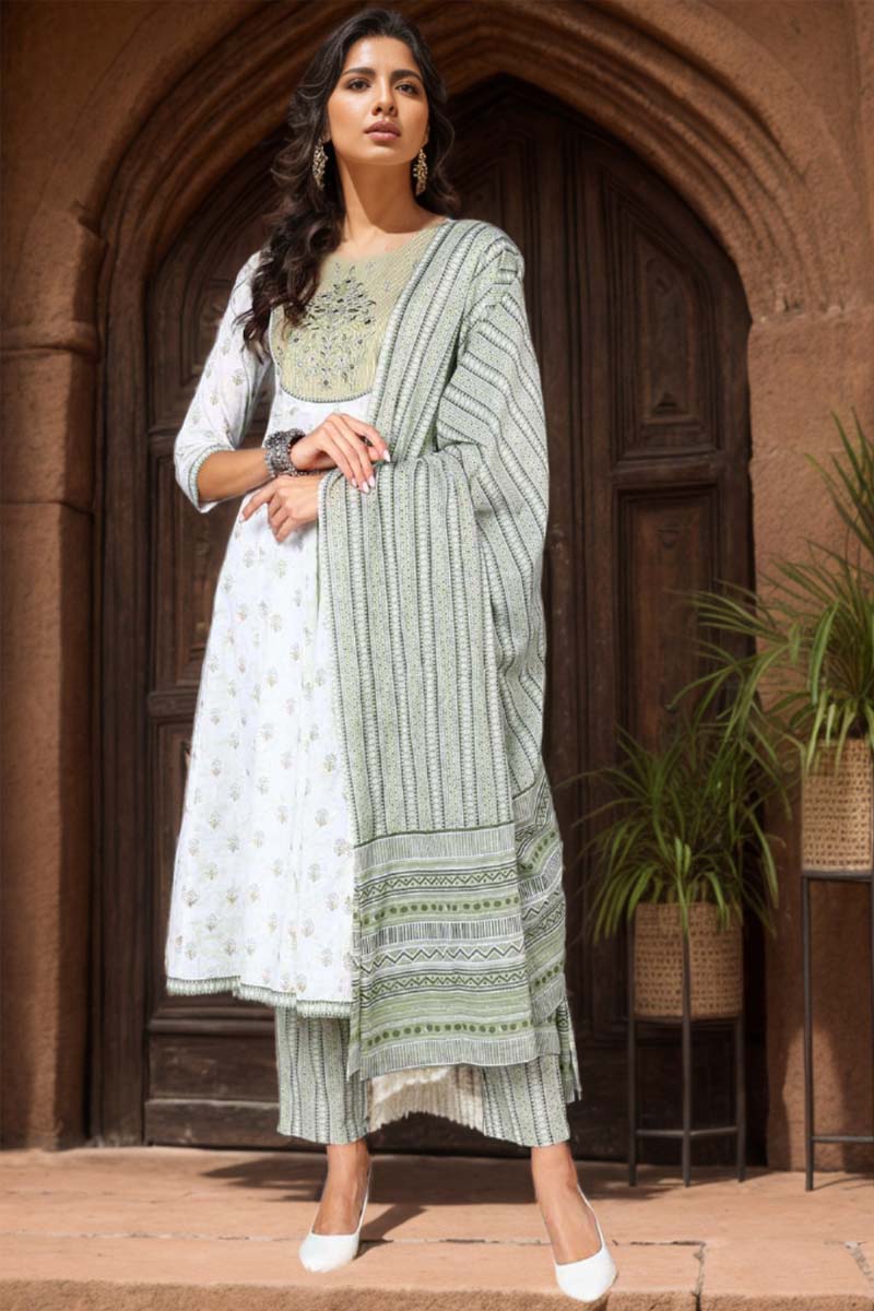 Green Pure Cotton Ethnic Motifs Printed Anarkali Suit Set VKSKD2054