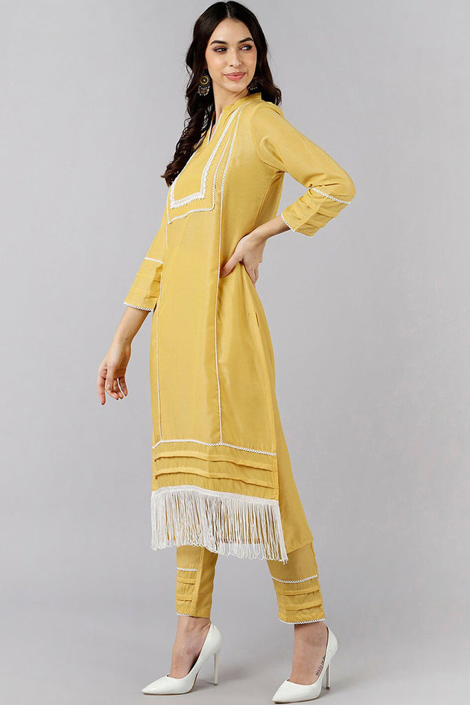  Women Solid Kurta with Trousers