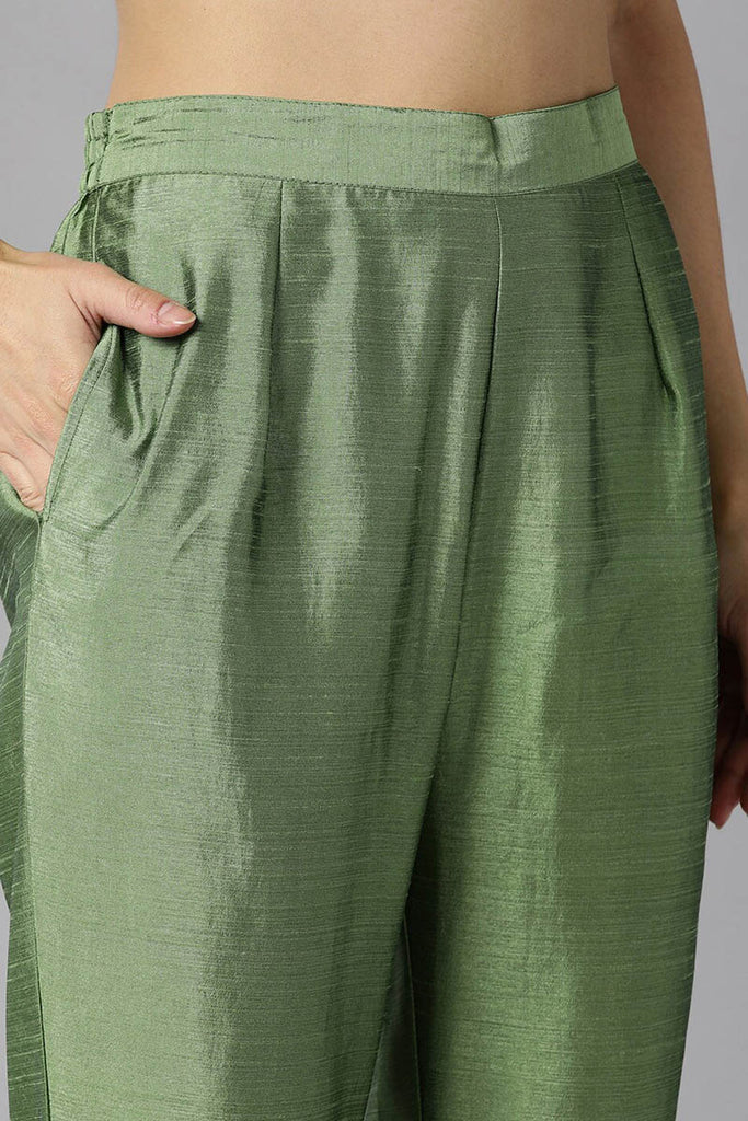  Women Green Yoke Design Regular Kurta with Trousers With Dupatta Set