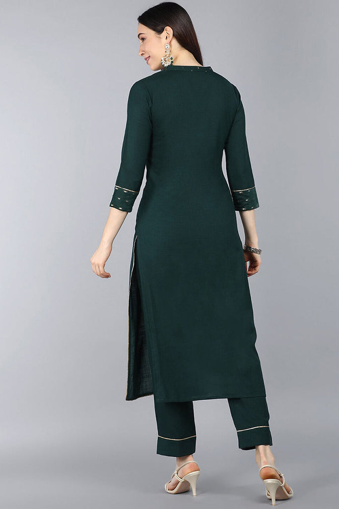  Women Green Yoke Design Kurta With Trousers