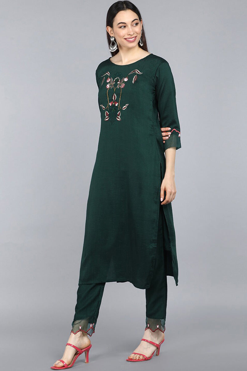  Women Green Embroidered with Trousers Dupatta