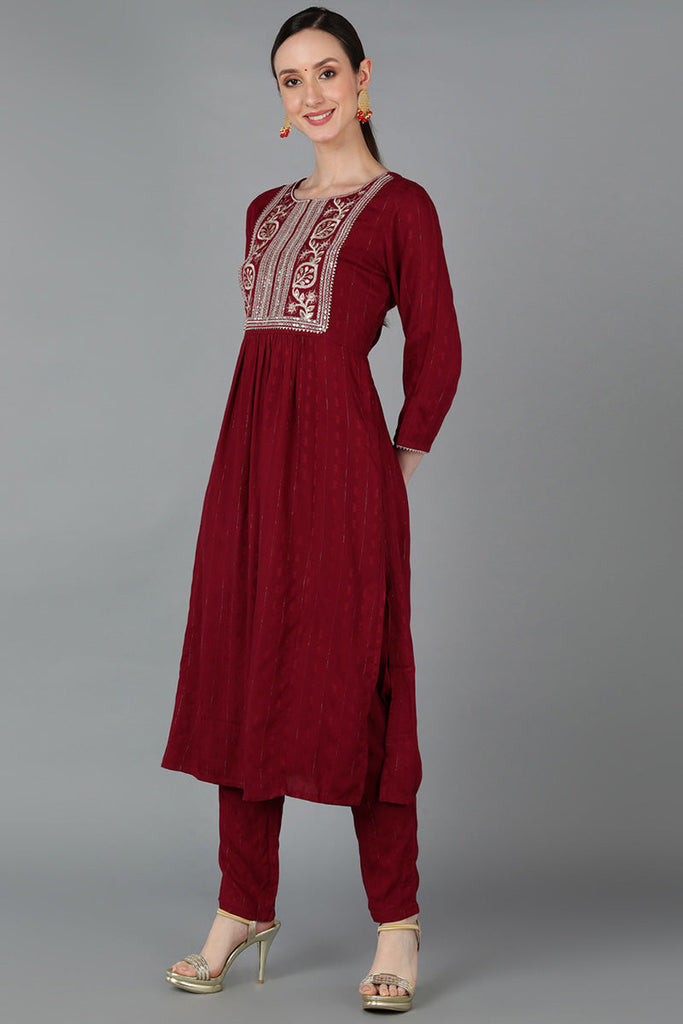  Women Maroon Silk Blend Yoke Design Kurta Set 