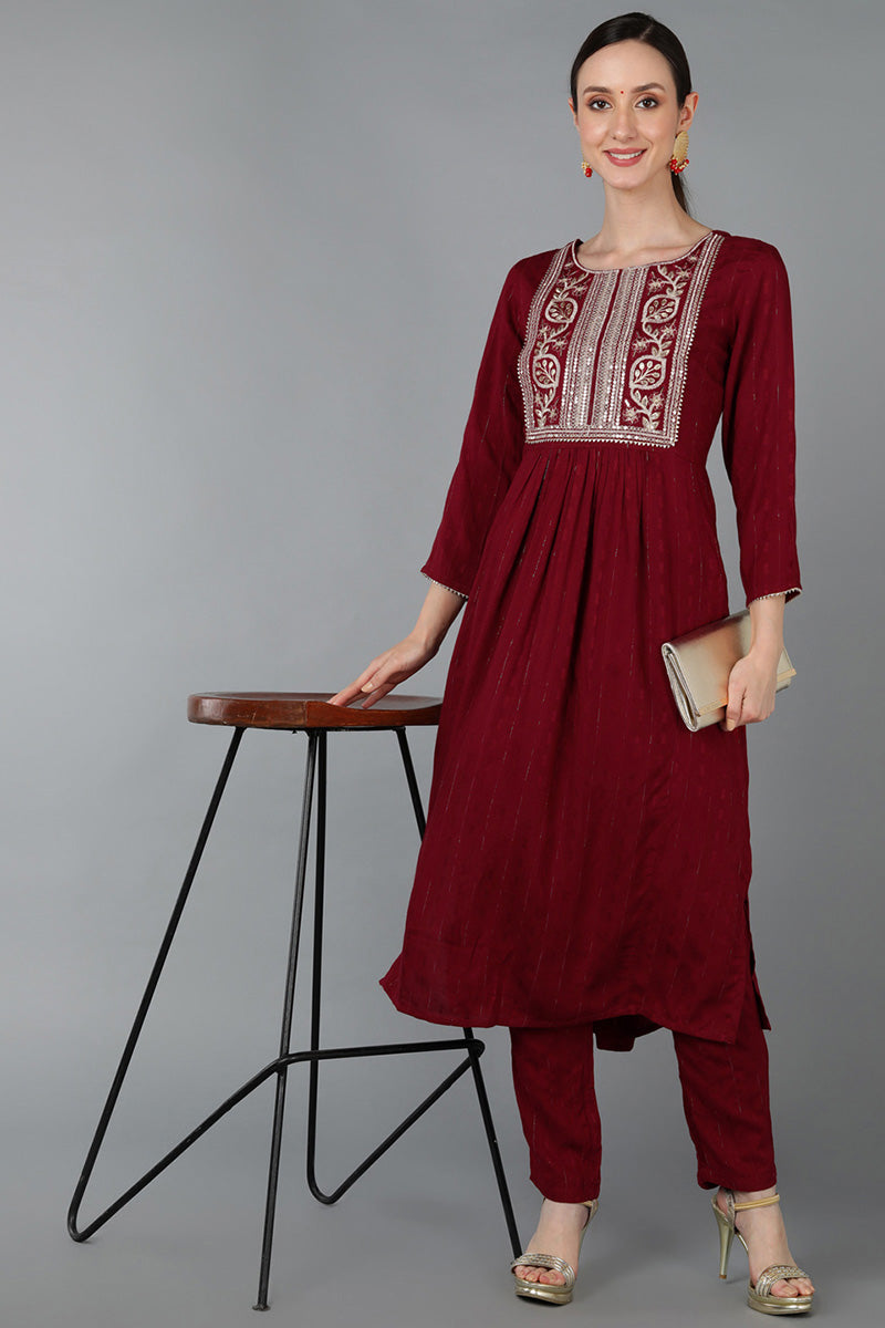  Women Maroon Silk Blend Yoke Design Kurta Set 