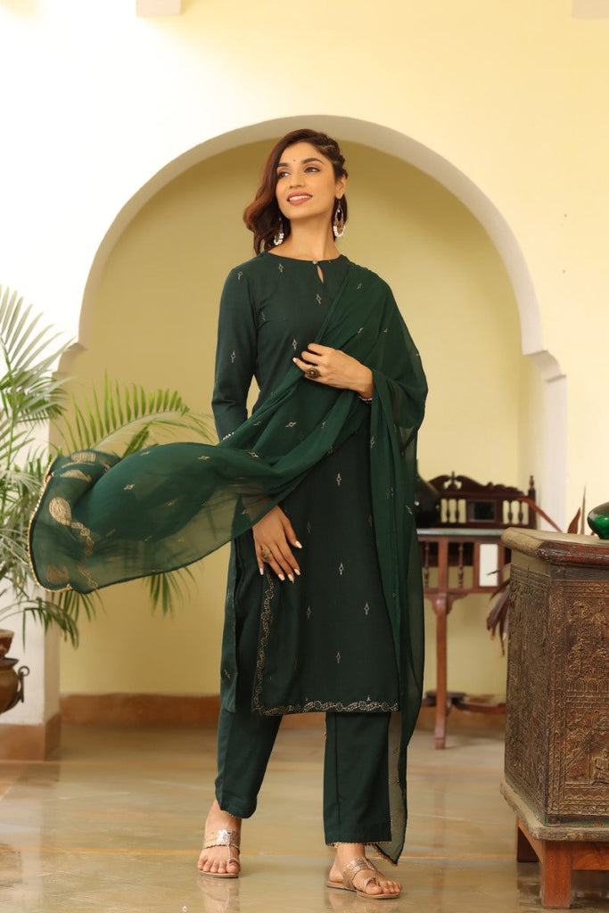  Women Green Ethnic Motifs Printed Kurta Set With Dupatta