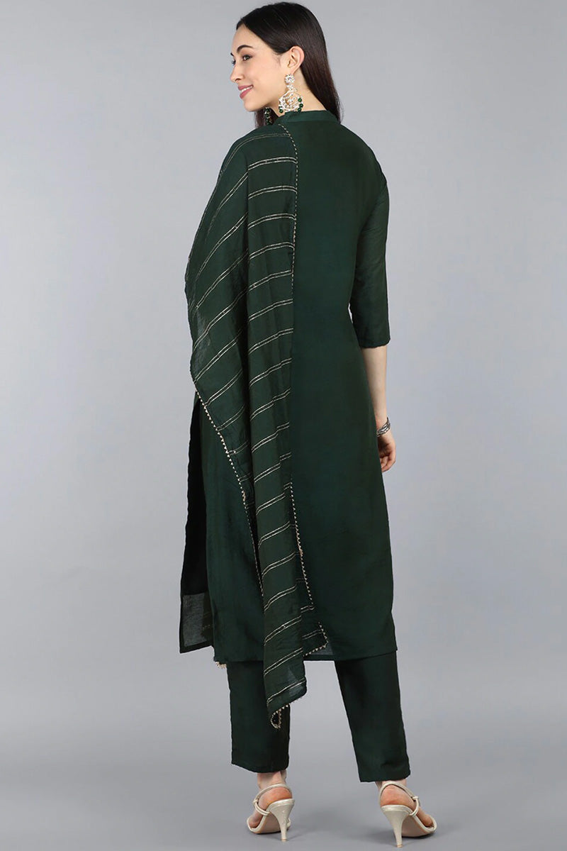  Women Green Geometric Embroidered Kurta Set With Dupatta