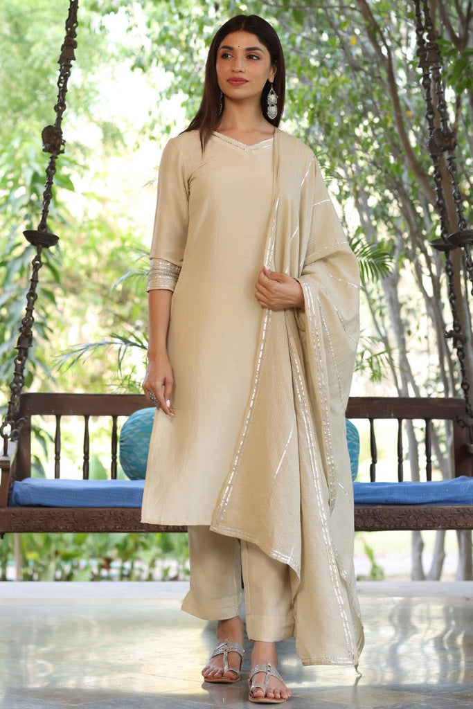  Women Cream Solid Kurta Trousers With Dupatta 