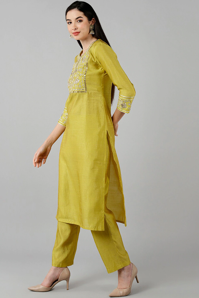  Women Yellow Solid Embroidered Kurta Trousers With Dupatta