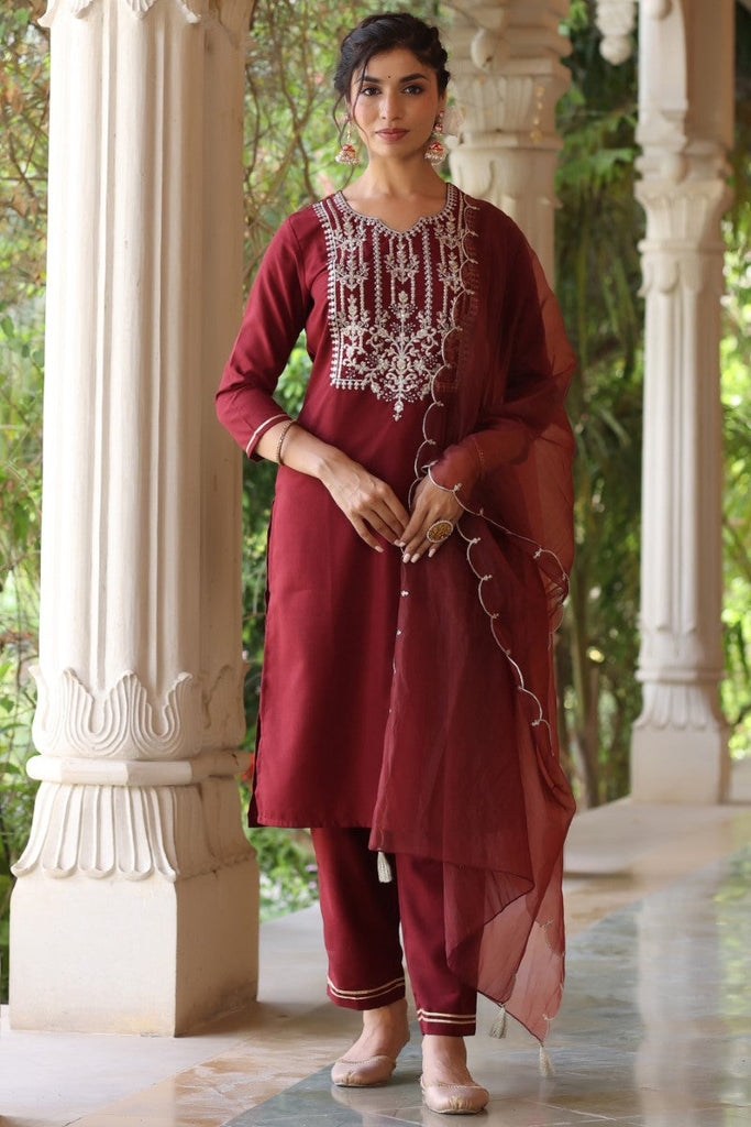  Women Maroon Solid Embroidered Kurti Trousers With Dupatta