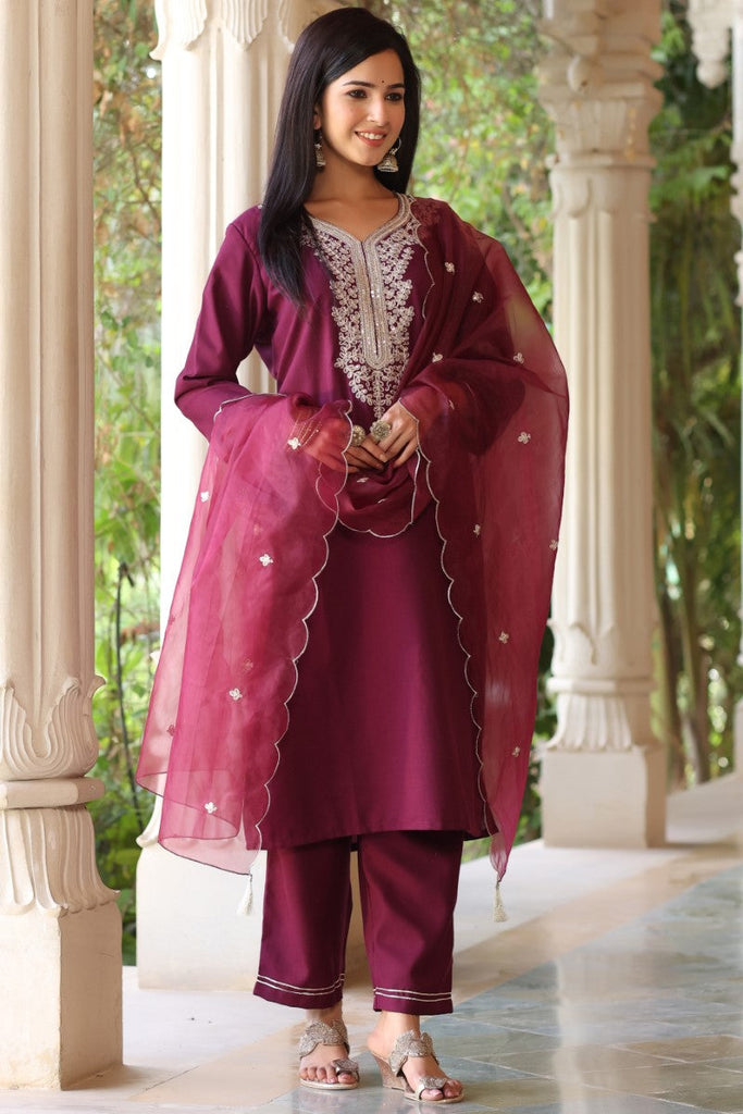  Women Purple Embroidered Kurta with Trousers & With Dupatta