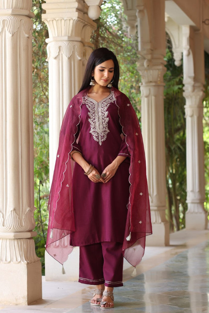  Women Purple Embroidered Kurta with Trousers & With Dupatta