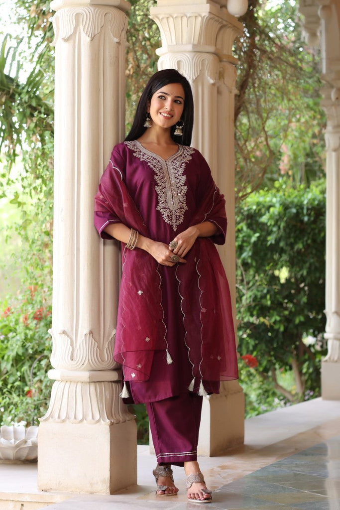  Women Purple Embroidered Kurta with Trousers & With Dupatta