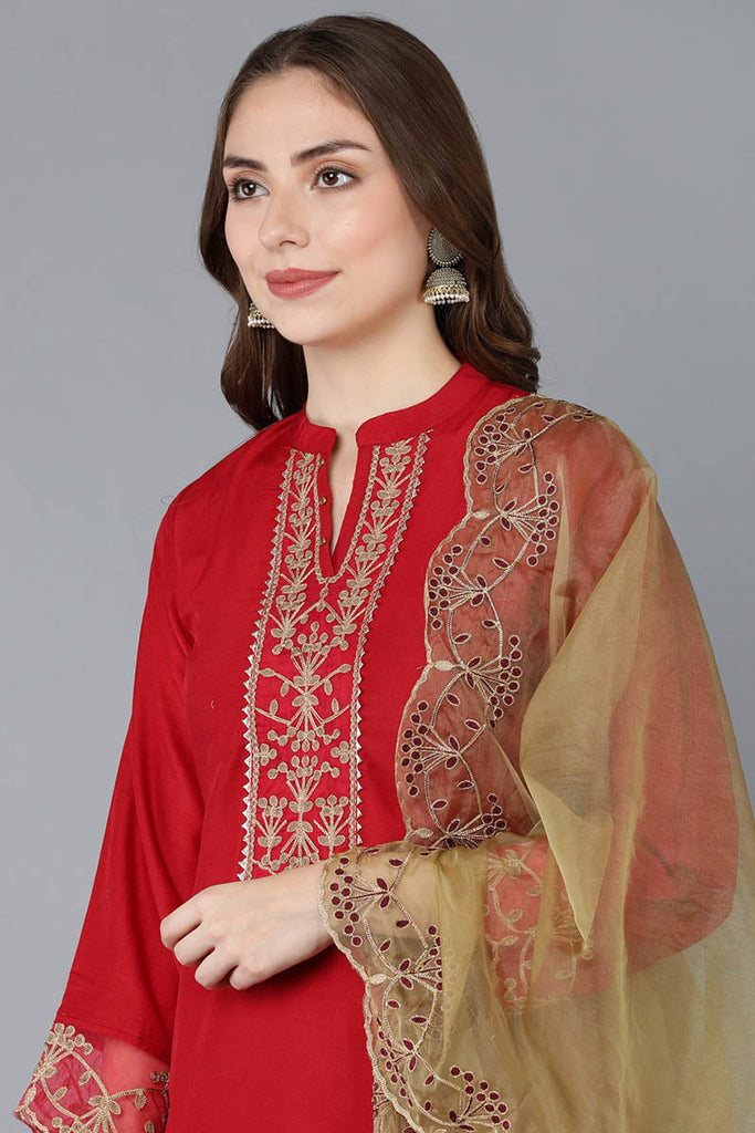  Women Red Embroidered Kurta Trousers With Dupatta