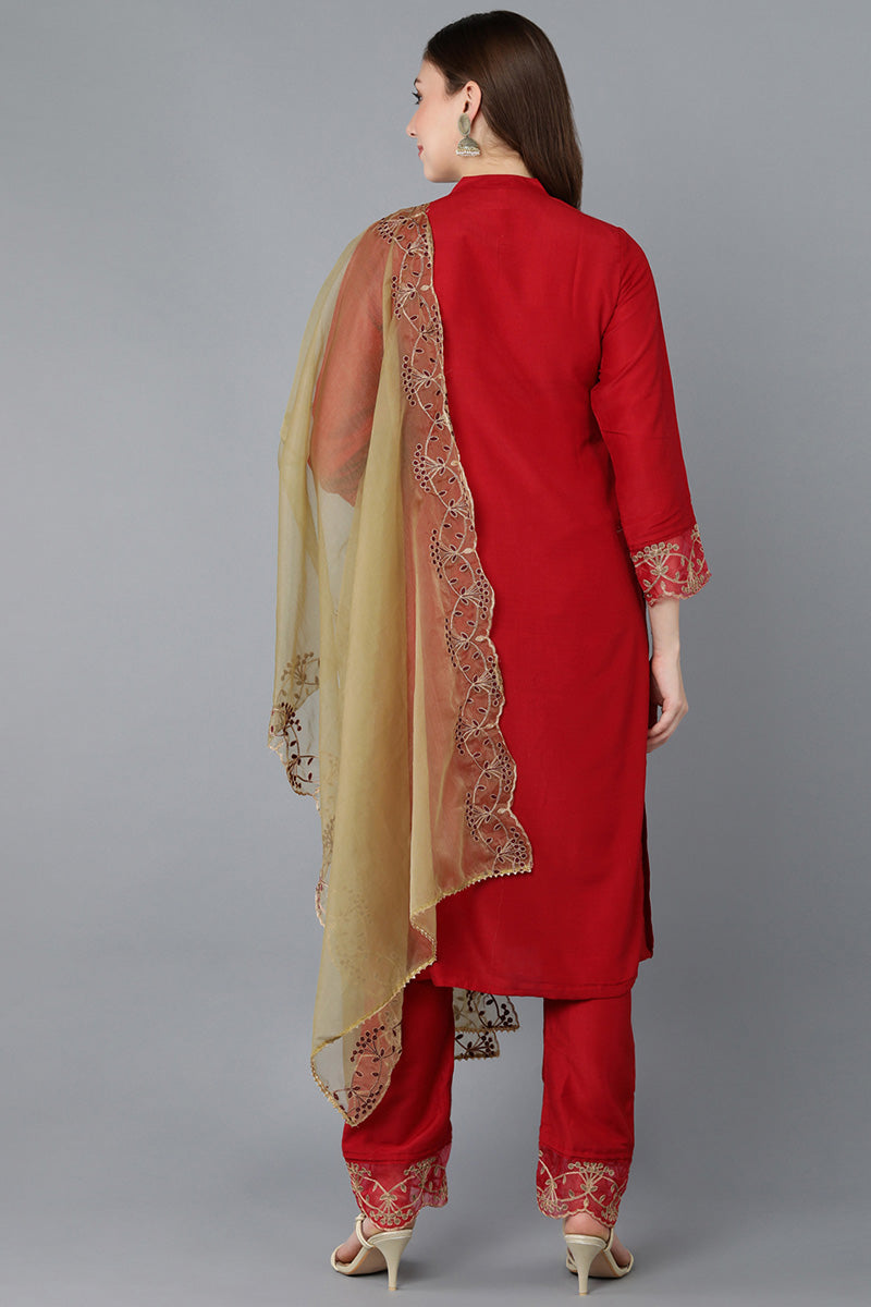  Women Red Embroidered Kurta Trousers With Dupatta