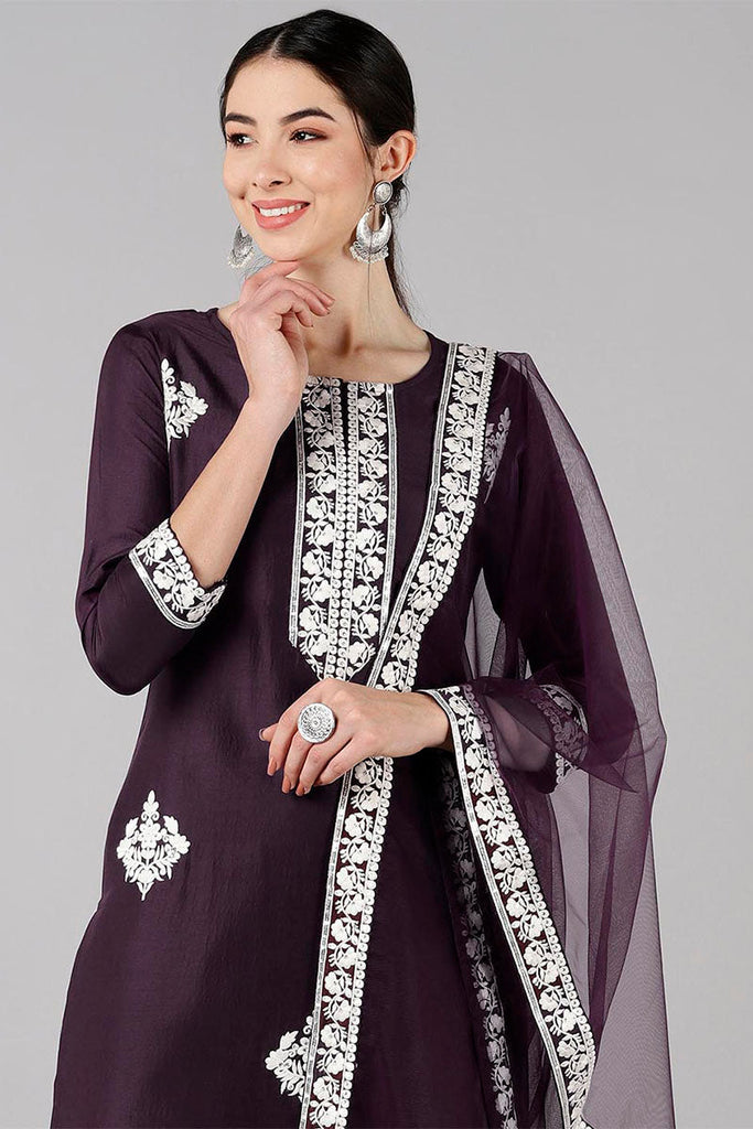  Women Purple Solid Embroidered Kurta Trousers With Dupatta