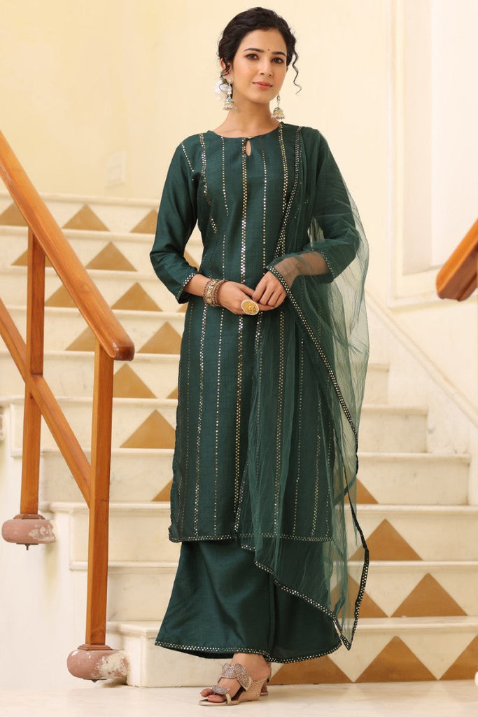  Women Green Solid Kurta Trousers With Dupatta