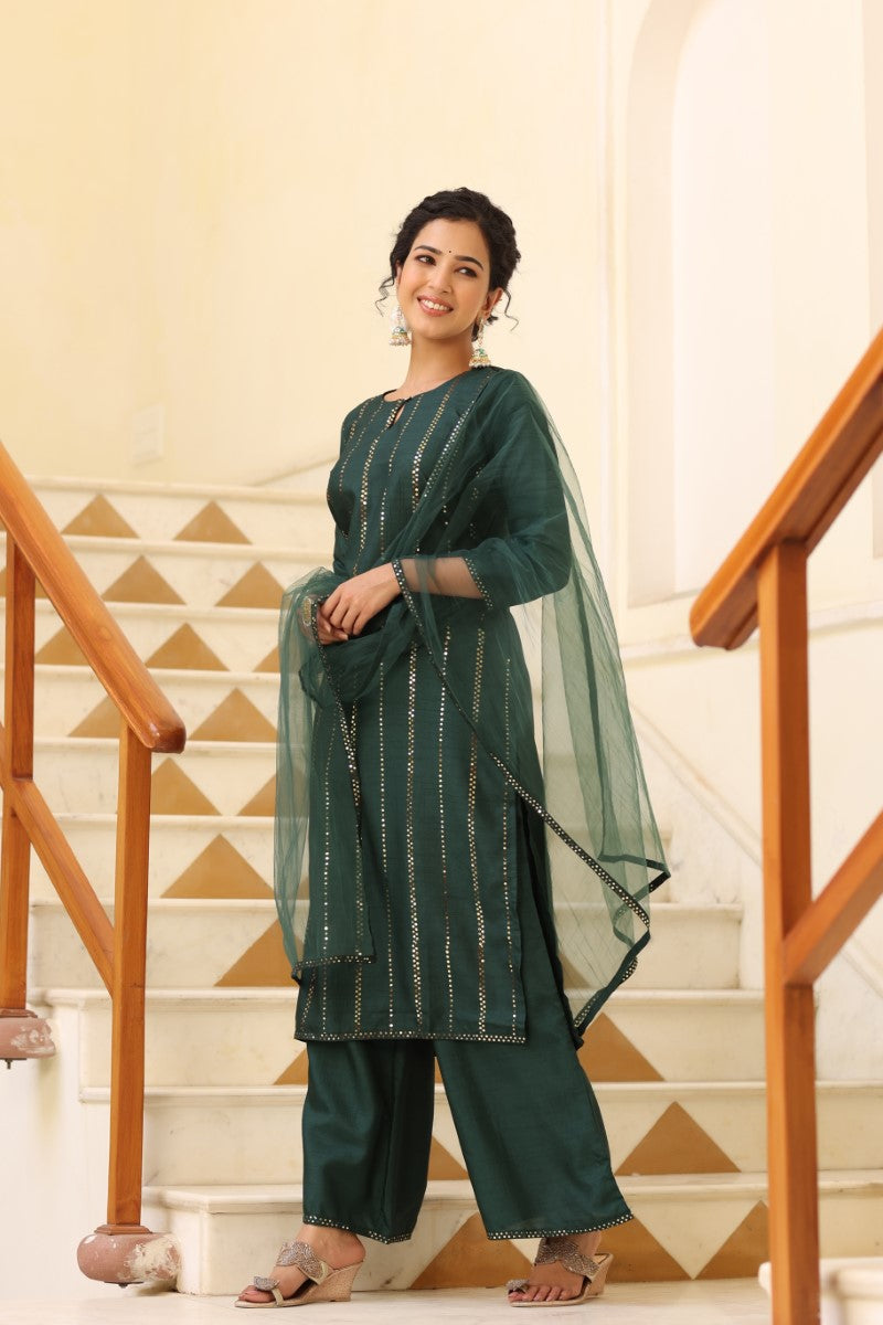  Women Green Solid Kurta Trousers With Dupatta