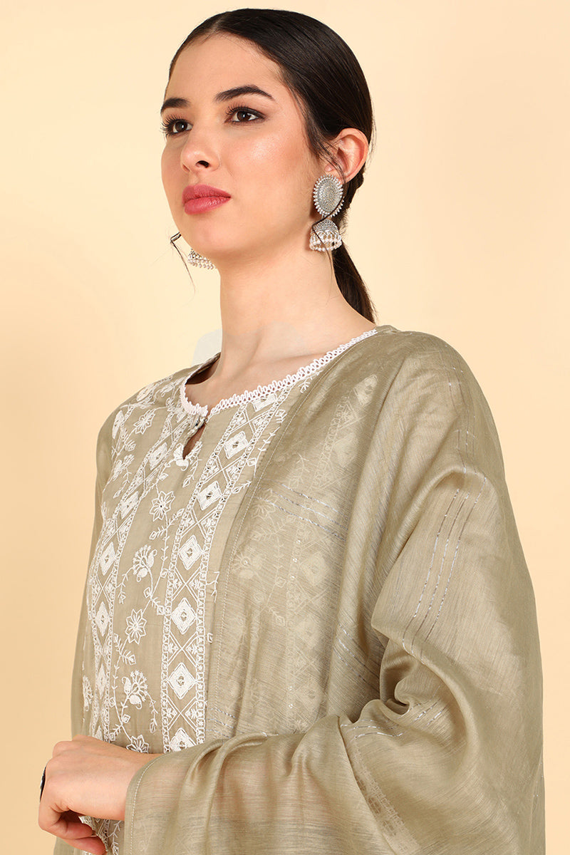  Women Beige Embroidered Kurta Trousers With Dupatta