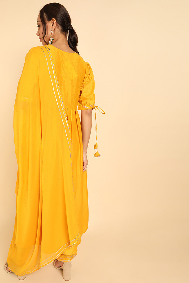  Women Mustard Solid Kurta Trousers With Dupatta