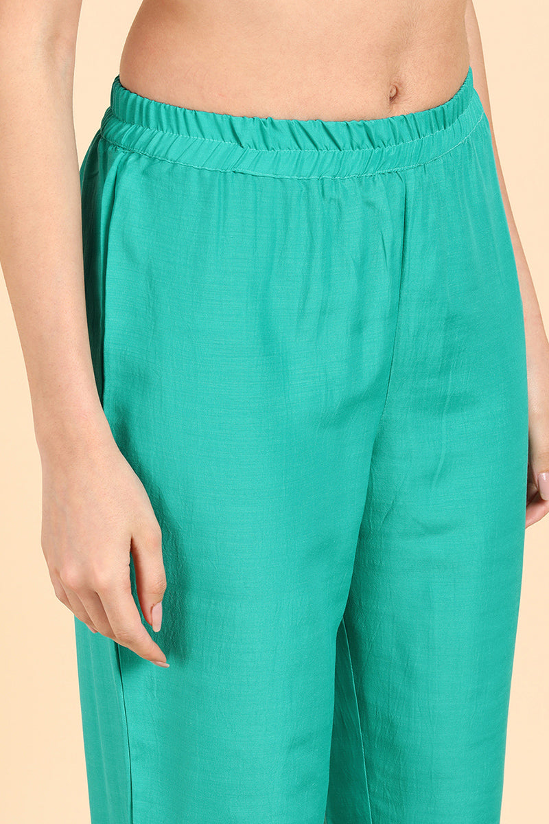  Women Sea Green Solid Kurta Trousers With Dupatta 